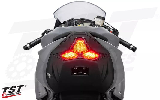 Luz trasera TST para Kawasaki ZX6R 2019+