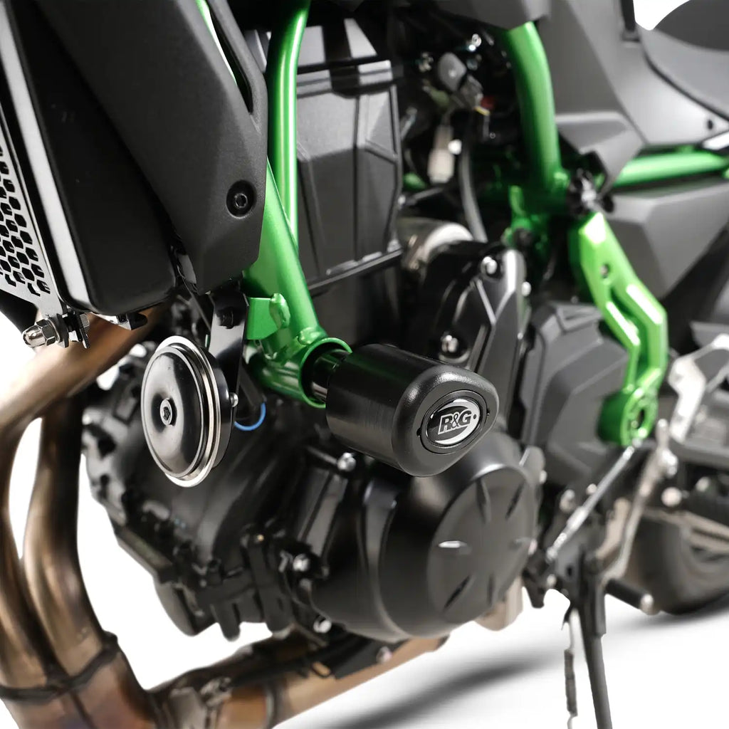 Topes de Caída R&G Aero instalados en Kawasaki Z650 2025 vista lateral completa