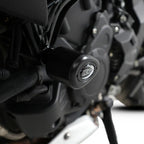 Vista lateral de crash protector R&G Aero en MV Agusta Dragster 800 2021 acabado negro