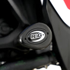 Tope de caída R&G Aero BMW F900GS 2024 primer plano diseño gota aerodinámico