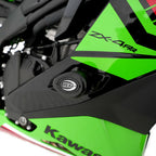 Tope de Caída R&G Aero blanco en ZX-25R vista frontal tres cuartos mostrando perfil aerodinámico