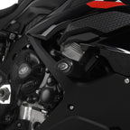 Tope de caída R&G Aero montado en BMW S1000RR 2023 lateral derecho color negro