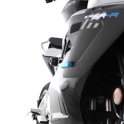 Tope de Caída R&G APEX montado en CFMoto 675 SR-R 2025 vista lateral completa