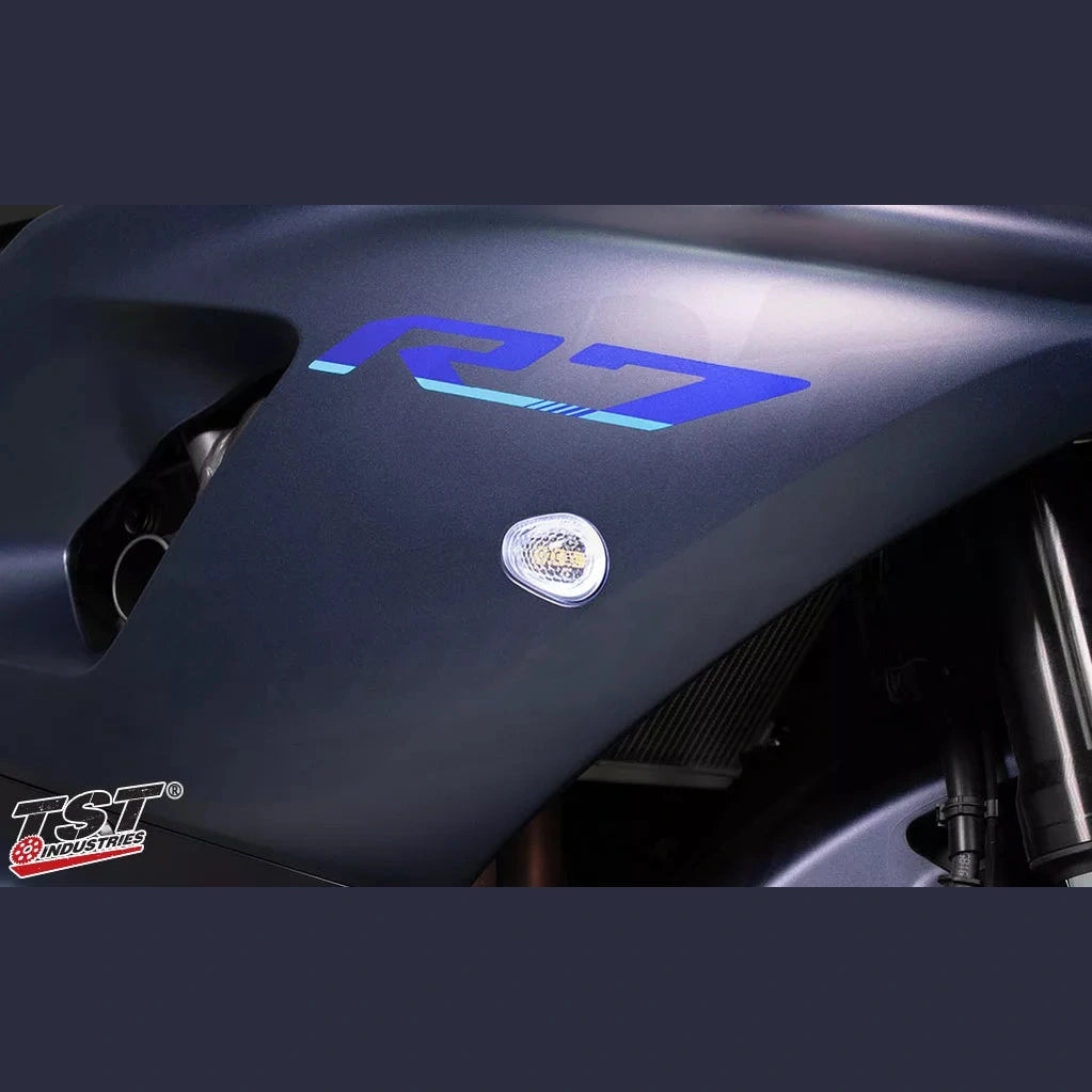 Intermitentes LED delanteros empotrables TST HALO-GTR para Yamaha YZF-R7 2022+ / R3