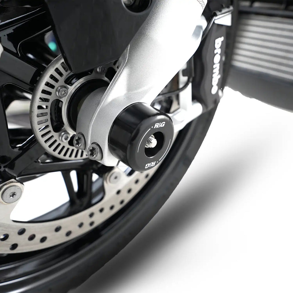 Detalle de instalación protector horquilla R&G en barra delantera BMW S1000XR negro