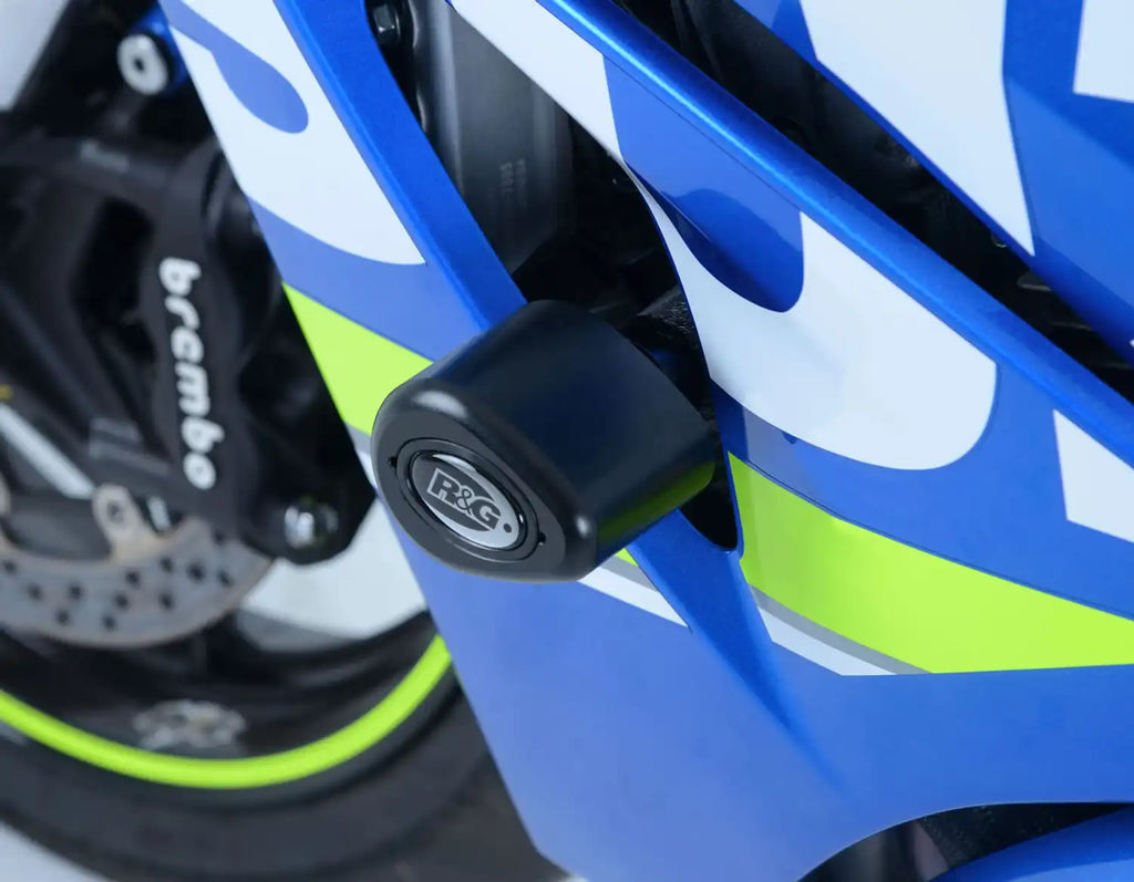 Tope de Caída R&G Aero instalado en Suzuki GSX-R1000R 2024 vista lateral derecha