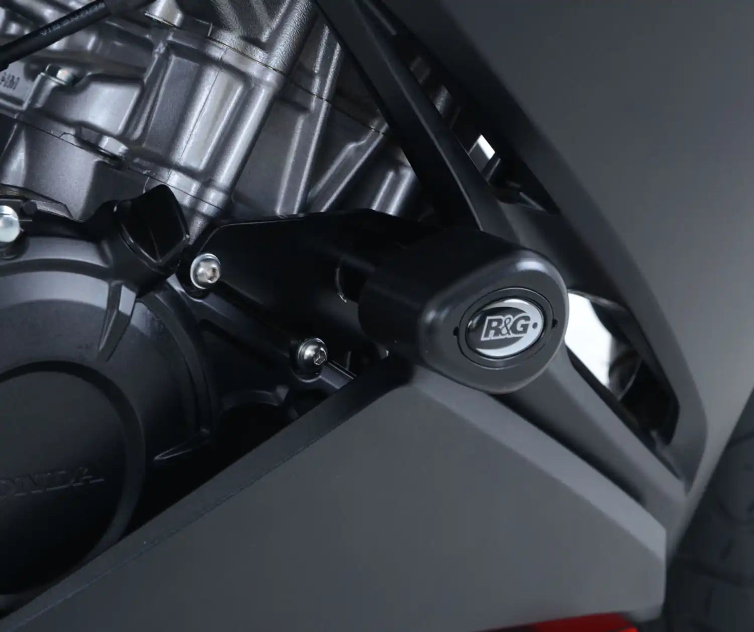 Bobbin R&G Aero negro perfil bajo Race Kit montaje directo chasis Honda