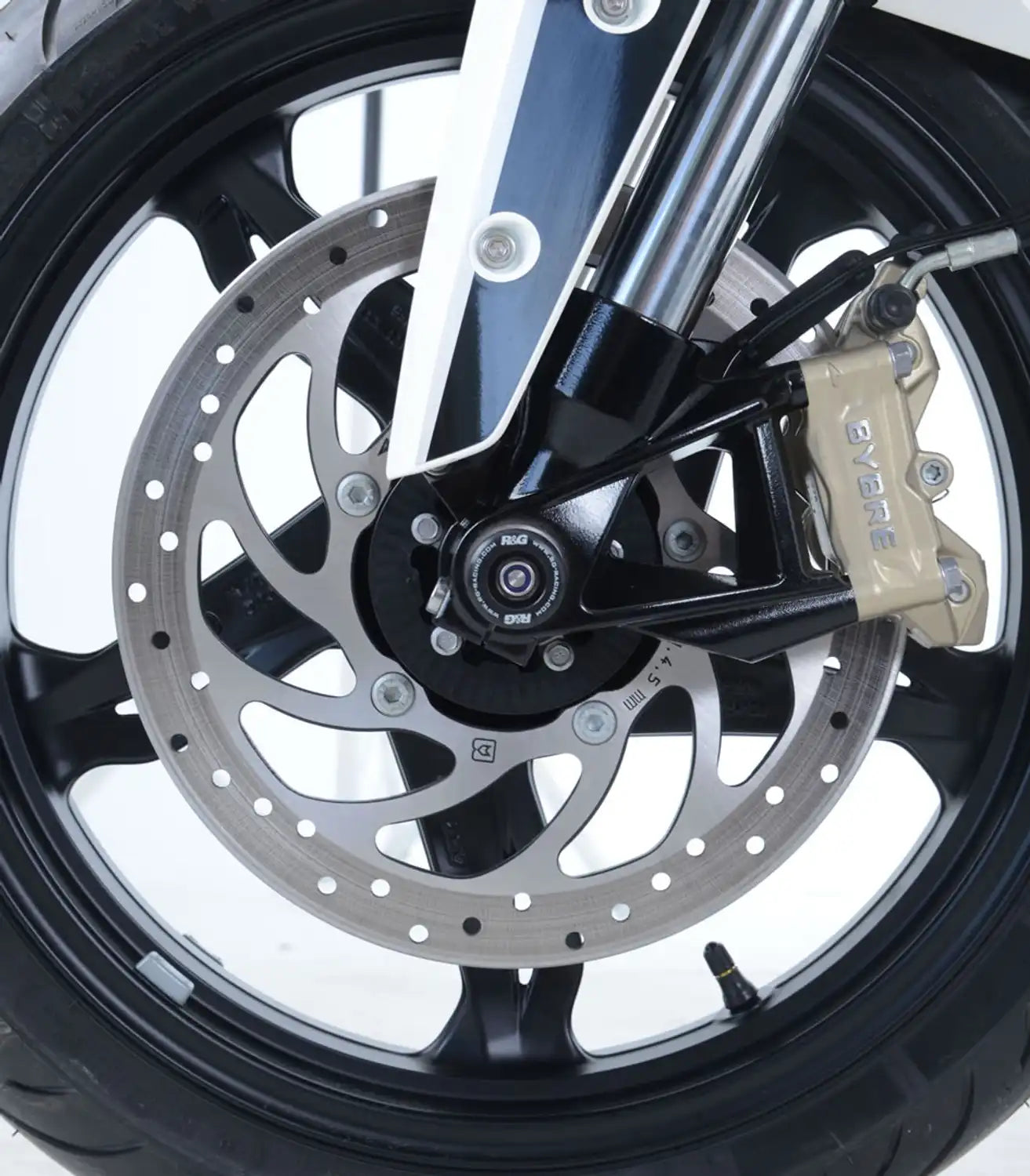Instalación terminada de fork protectors R&G en BMW G310R negra