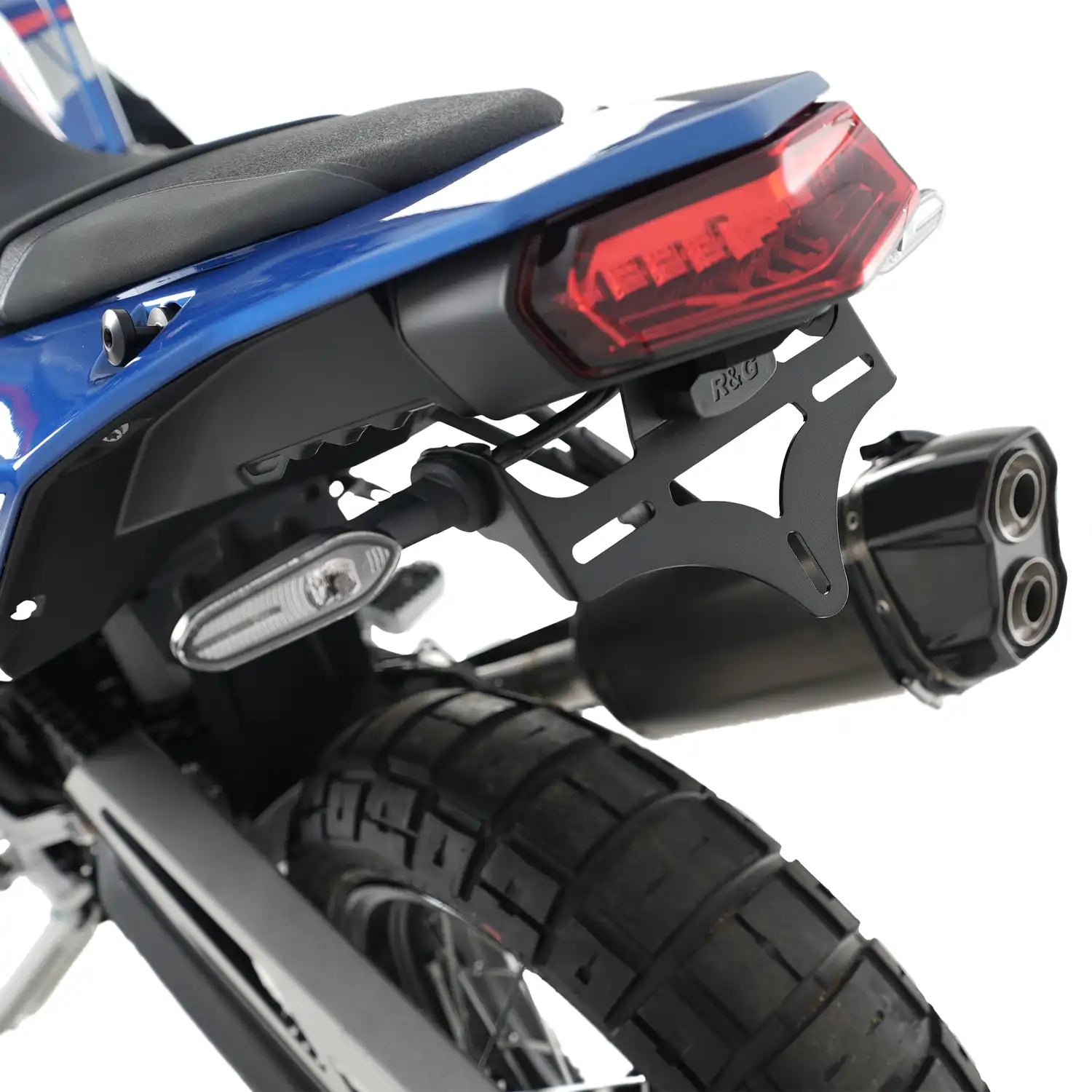 Instalación soporte patente R&G en Yamaha Tenere 700 World Rally 2024 sin modificaciones