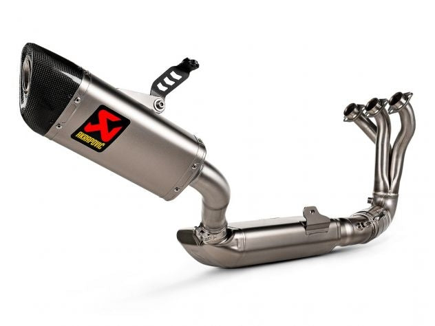 Detalle colectores acero inoxidable escape Akrapovic MT-09 2025-2026