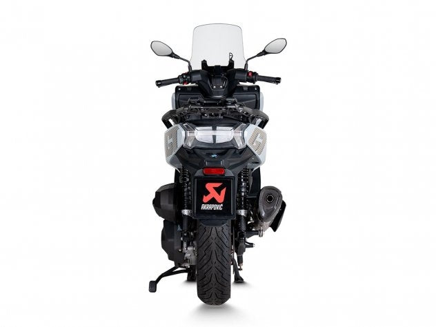 Escape slip-on Akrapovic titanio BMW C 400 X GT 2025 2026 vista lateral