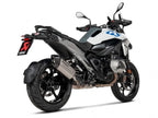 Silenciador Akrapovic titanio con tapa carbono BMW R 1300 GS detalle logo grabado