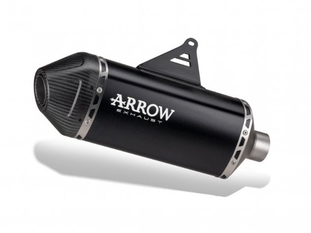 Silenciador Arrow homologado instalado en Kawasaki KLE 500 vista lateral detalle tapa carbono