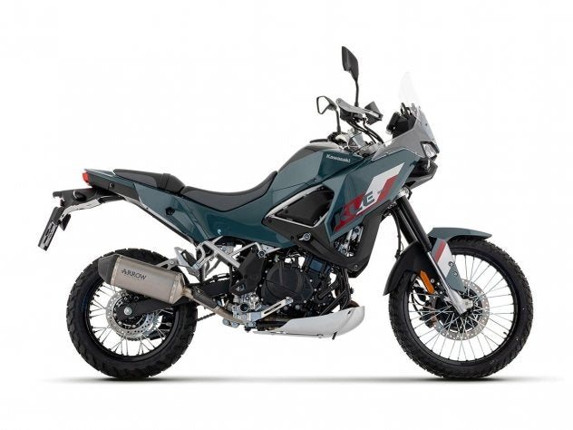 Terminal Arrow Explorer homologado montado en Kawasaki KLE 500 adventure