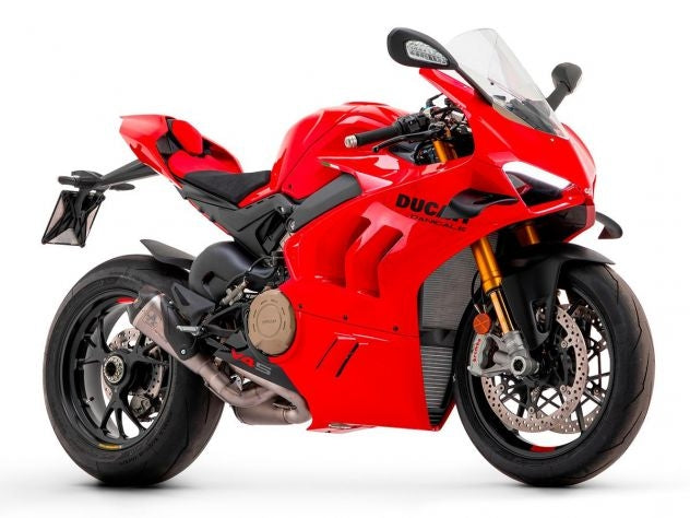 Escapes Arrow Works Titanio Racing Kit montados en Ducati Panigale V4 2018-2024