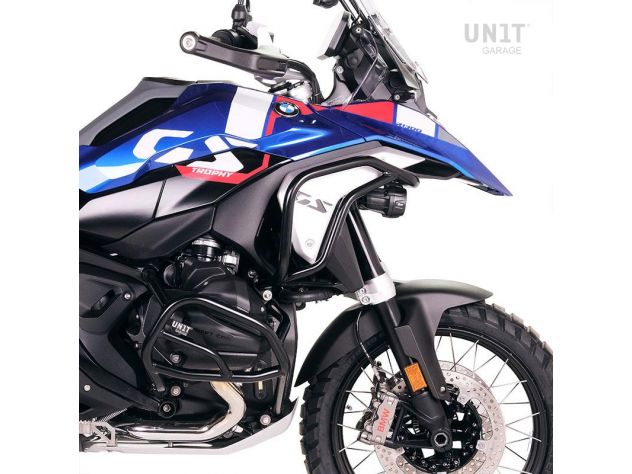 Detalle anclaje triple chasis defensas Unit Garage R 1300 GS Adventure