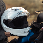 Casco Shoei GT-Air 3 Realm TC5 vista frontal diseño gráfico completo