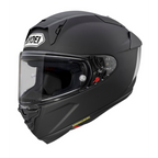 Casco Shoei X-SPR Pro Negro Mate vista lateral derecha sobre fondo blanco