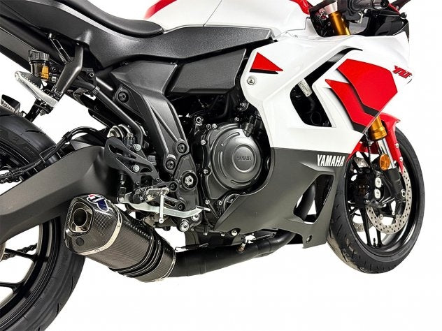 Silenciador carbono Termignoni Relevance con tapa final Yamaha R7 detalle