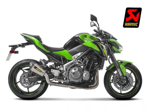 Detalle construcción titanio escape Akrapovic Z900 A2