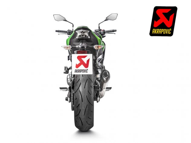 Escape Akrapovic titanio Z900 detalle construcción premium