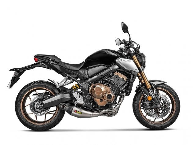 Sistema completo Akrapovic homologado Honda CB 650 R con detalle de silenciador de titanio y sello de calidad
