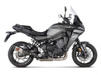 Silenciador de titanio con tapa de carbono Akrapovic Tracer 9 detalle