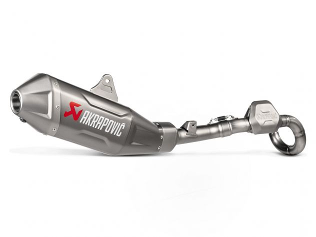 Silenciador Akrapovic titanio con logo grabado láser y shield térmico racing CRF 250