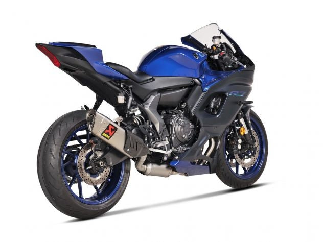 Silenciador cónico Akrapovic titanio con logo grabado y tratamiento térmico manual