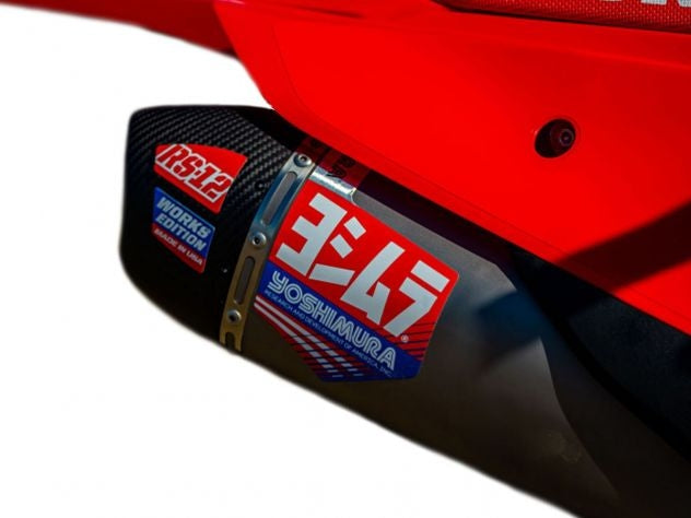 Escape Yoshimura RS-12 Works Edition montado en Honda CRF 450 2025