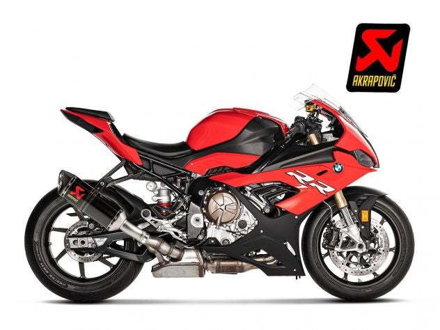 Terminal Slip-On Akrapovic fibra de carbono con tapa final original