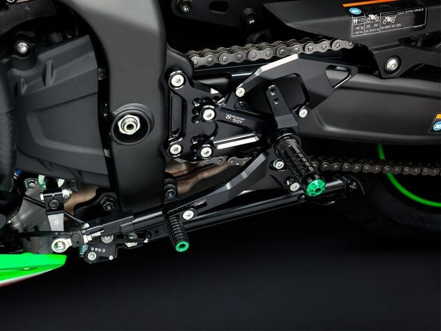 Kit completo estriberas traseras Bonamici Racing K022 Kawasaki ZX-4R 2023-2024