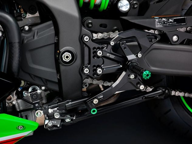 Estriberas racing ajustables Bonamici Italia para Kawasaki ZX-4R RR