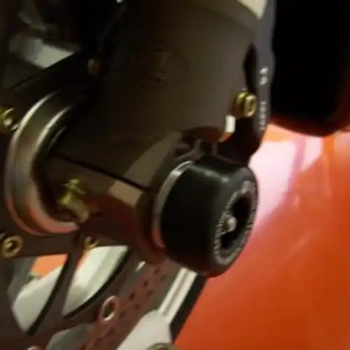 Topes de caída R&G Classic montados en MV Agusta F4 1000R negro