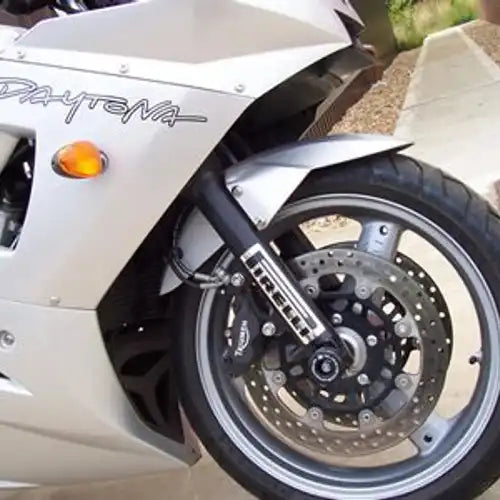 Tope de Caída R&G Aero Negro montado en Yamaha YZF-R6 2006 lateral izquierdo