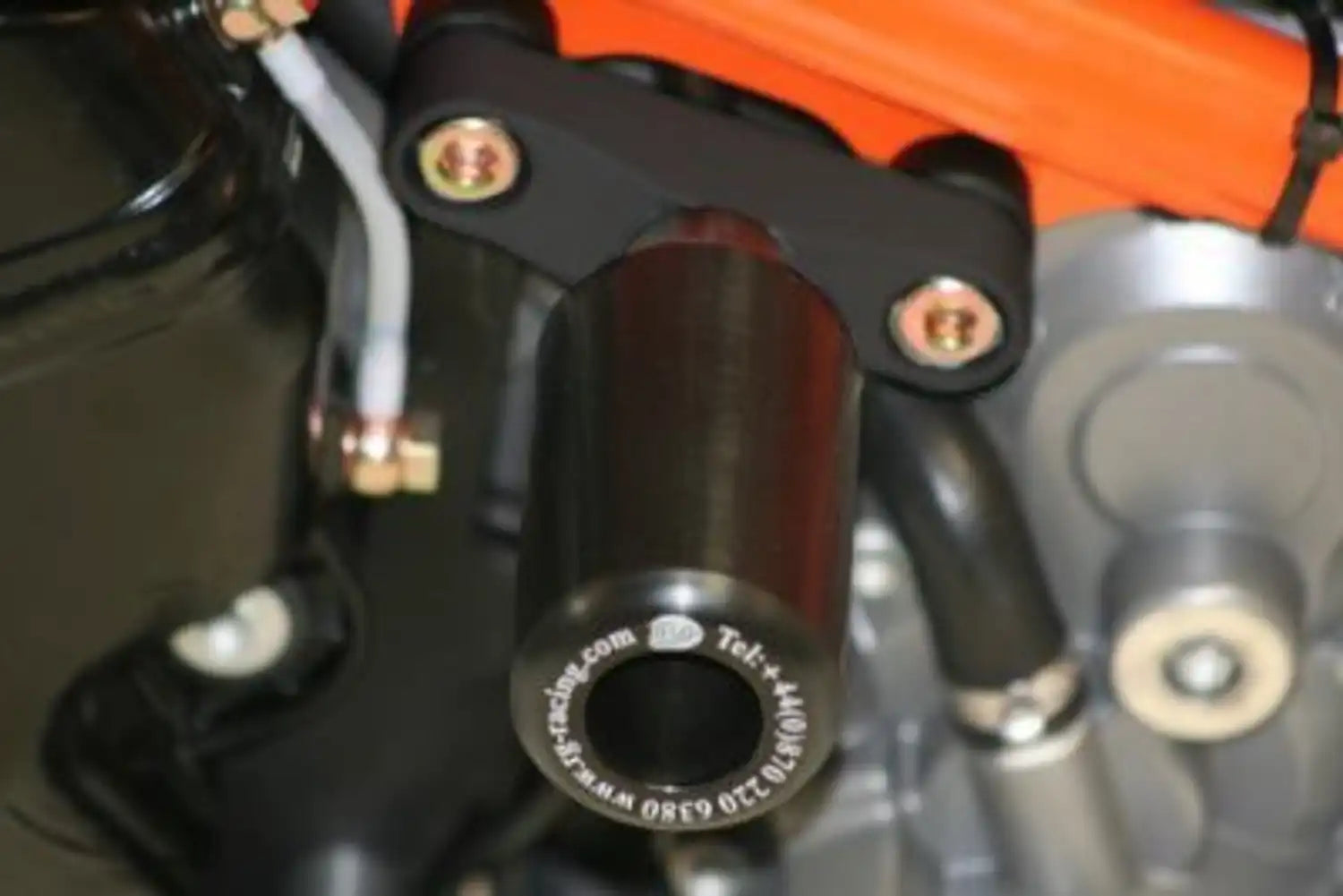 Kit completo R&G CP0153 topes Classic Style para KTM 990 negro y naranjo