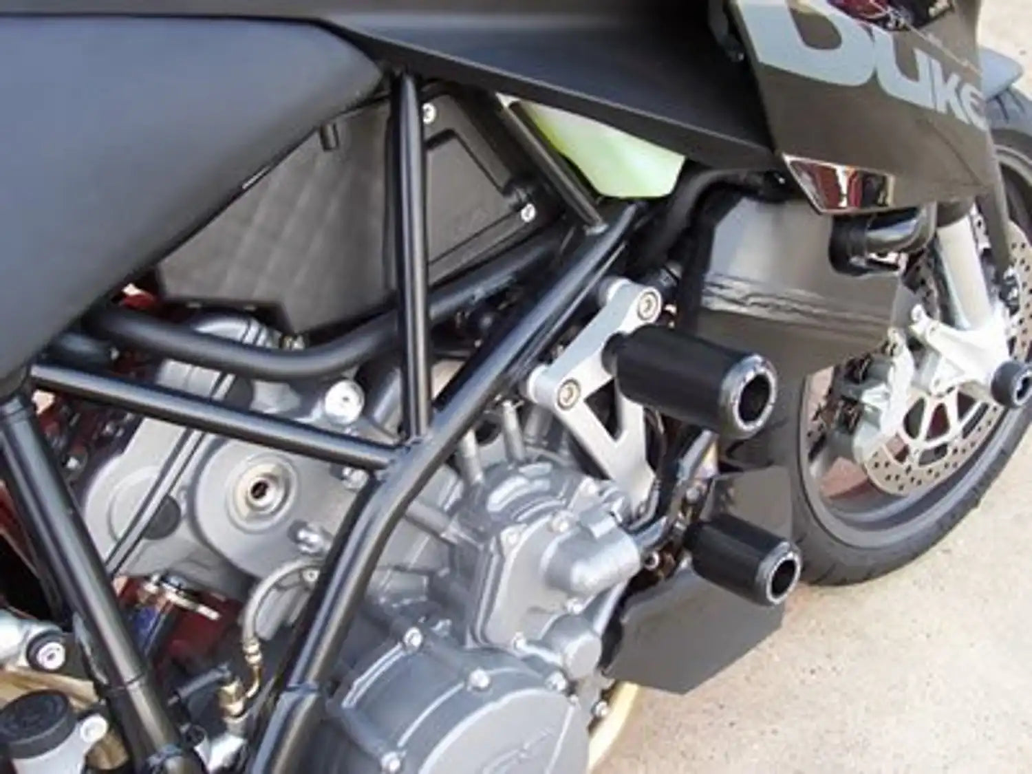 Kit completo sliders R&G clásicos KTM 990 pernos mangas instrucciones