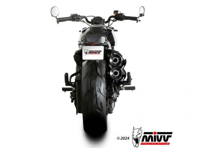 Detalle tapa salida carbono twill 3K remaches negros escape Mivv HR-1 Sportster