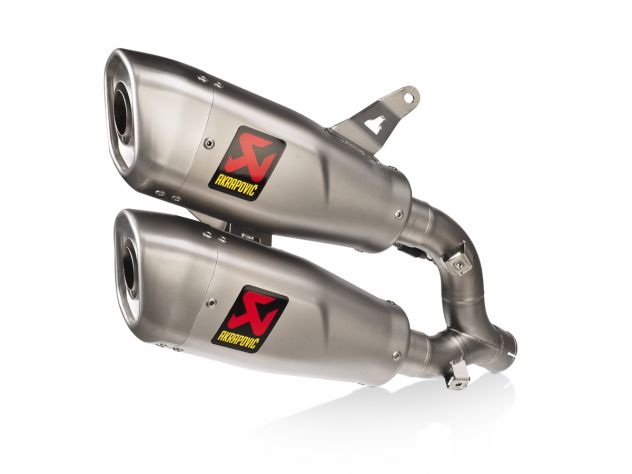 Sistema slip-on Akrapovic completo con abrazaderas para Ducati Monster 937