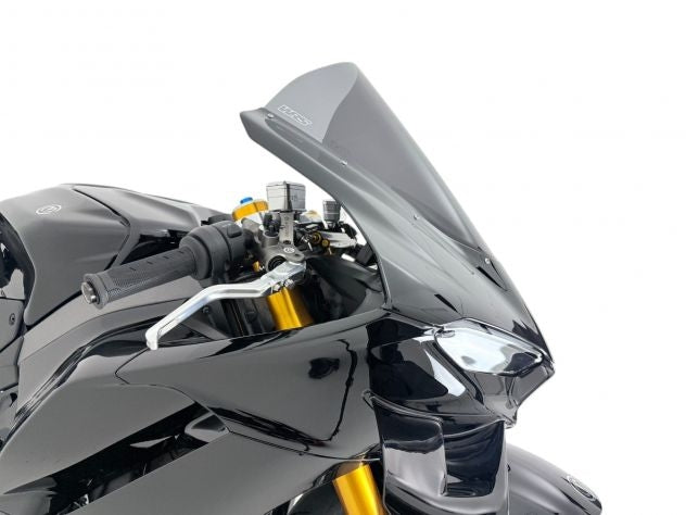Montaje plug-and-play cúpula WRS Panigale V4 sin modificaciones