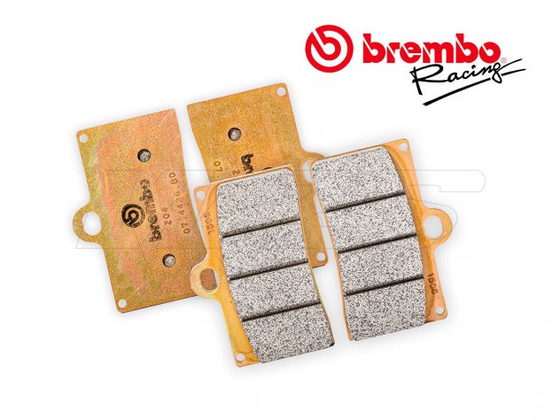 Detalle compuesto racing Brembo Z04 para superbike Yamaha