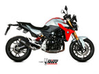 Escape Mivv GP Pro Carbon montado en BMW F 900 R con acabado brillante