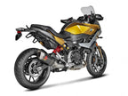 Terminal racing Akrapovic montado en BMW F 900 XR vista lateral