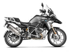 Detalle acabado titanio y carbono escape Akrapovic BMW R1250GS