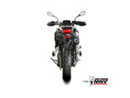 Detalle salida hexagonal escape Mivv Speed Edge con banda carbono BMW F 900 GS