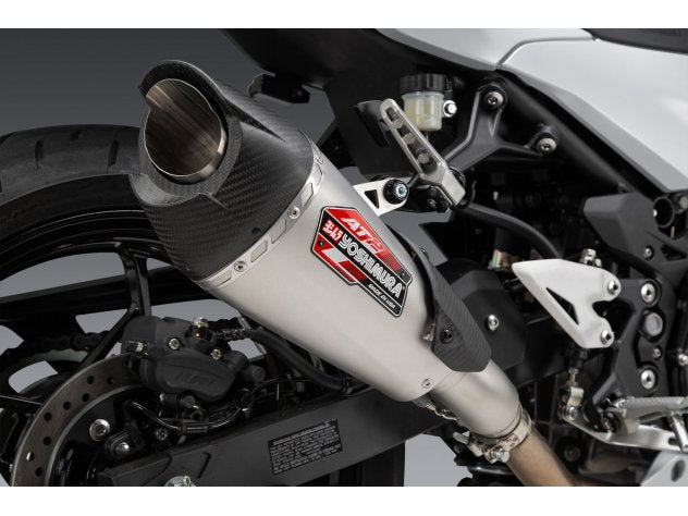 Escape Slip-On AT2 Yoshimura acero inoxidable montado en Kawasaki Ninja 500