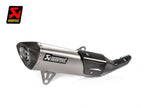 Terminal Slip-On Akrapovic titanio carbono BMW C 400 X GT montado lateral derecho
