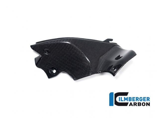 Tapa admisión derecha carbono pulido Ilmberger Ducati Streetfighter V2 montada en motor