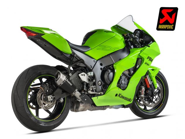 Escape Akrapovic S-K10SO28-ASZTBL instalado en Kawasaki Ninja ZX-10R