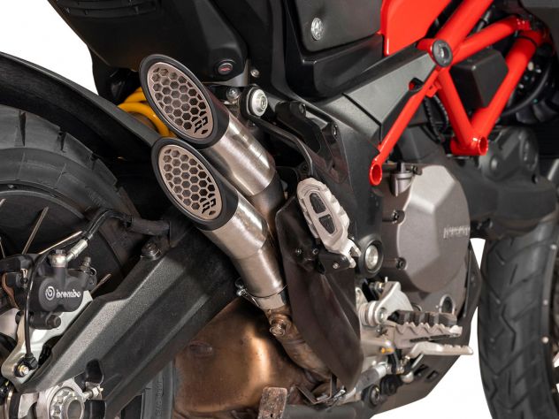 Sistema slip-on QD montado sobre catalizador Ducati Multistrada